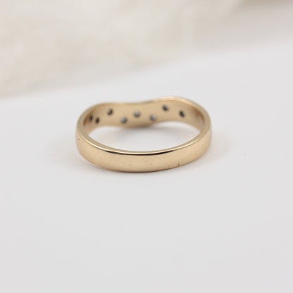 Late Vintage 9ct Gold Diamond Curved Wishbone Ring