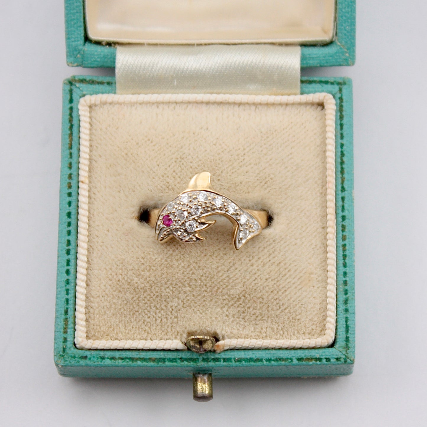 Pre-owned 9ct Gold Cubic Zirconia Dolphin Ring with Ruby Eyes