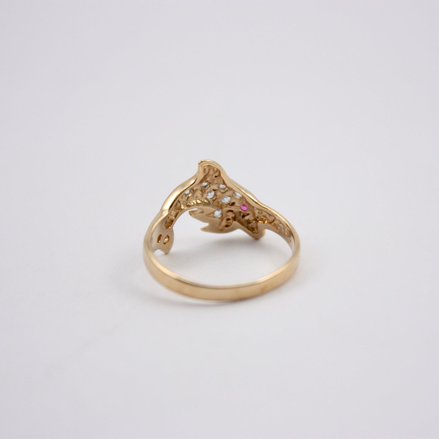 Pre-owned 9ct Gold Cubic Zirconia Dolphin Ring with Ruby Eyes