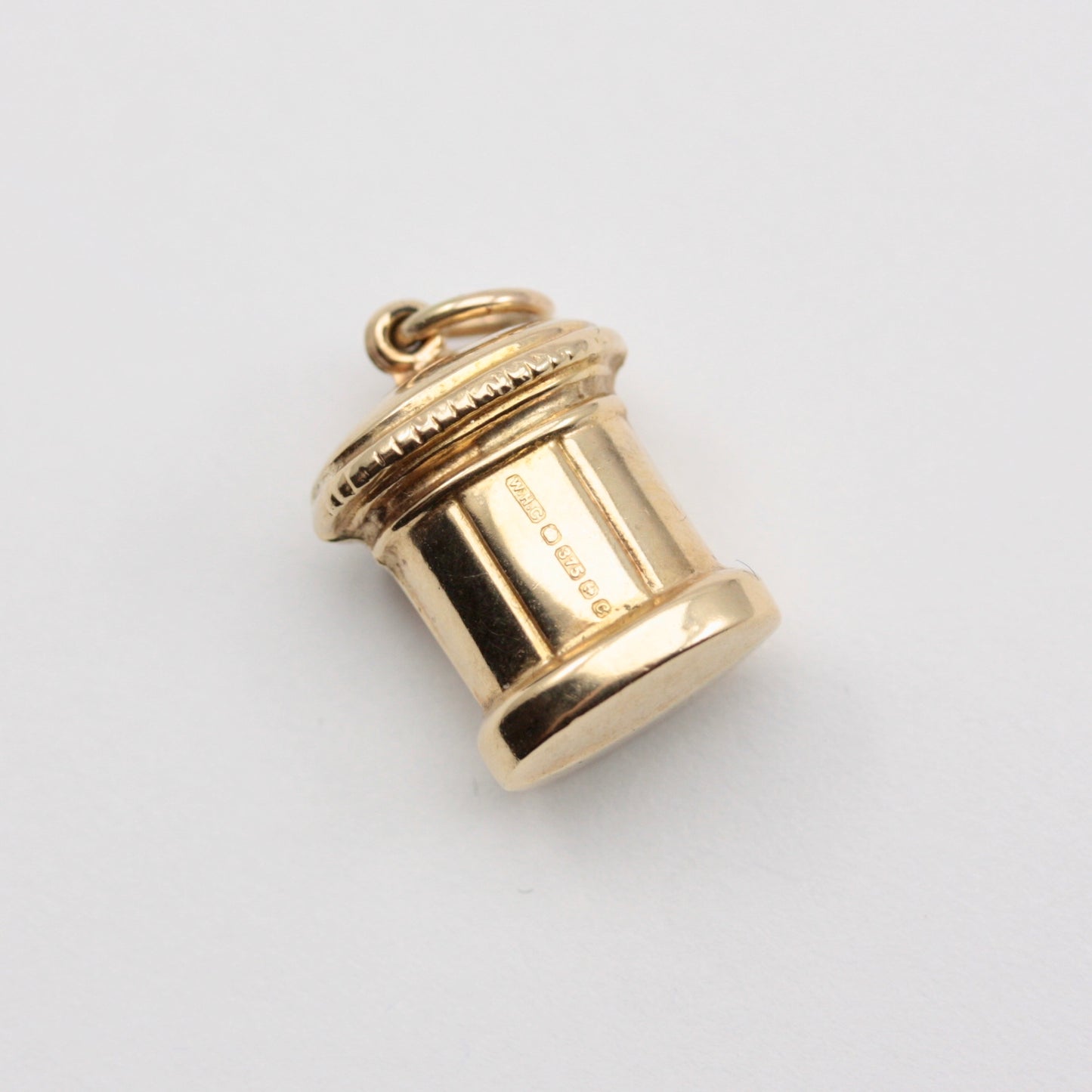 Vintage 9ct Gold Post Box Charm, 1977