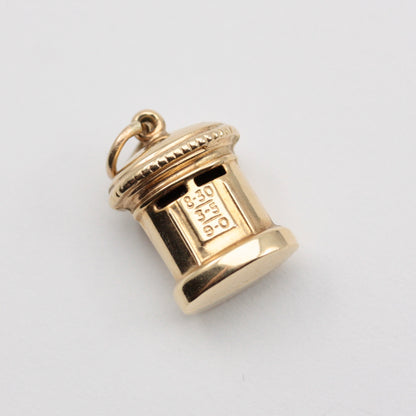 Vintage 9ct Gold Post Box Charm, 1977