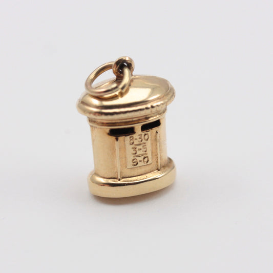 Vintage 9ct Gold Post Box Charm, 1977