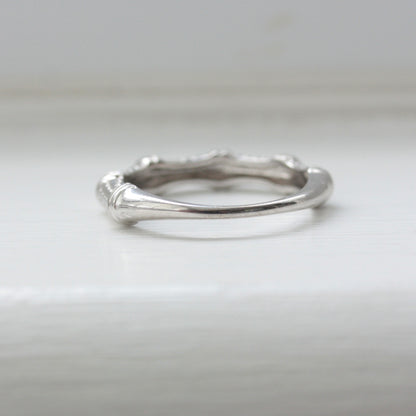 Vintage 9ct White Gold Textured Bamboo Design Ring