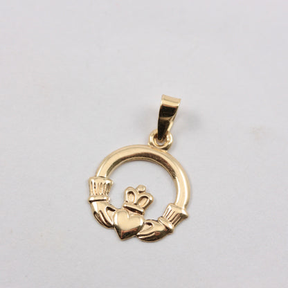 Pre-owned Small 9ct Gold Claddagh Pendant