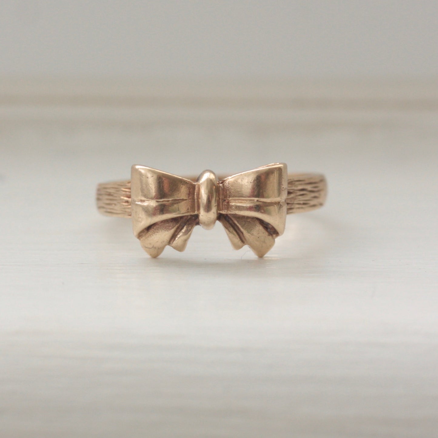 Vintage 9ct Yellow Gold Bow Ring, 1988