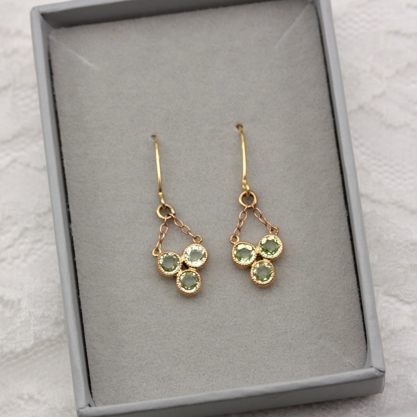 vintage 9ct gold peridot dangle earrings
