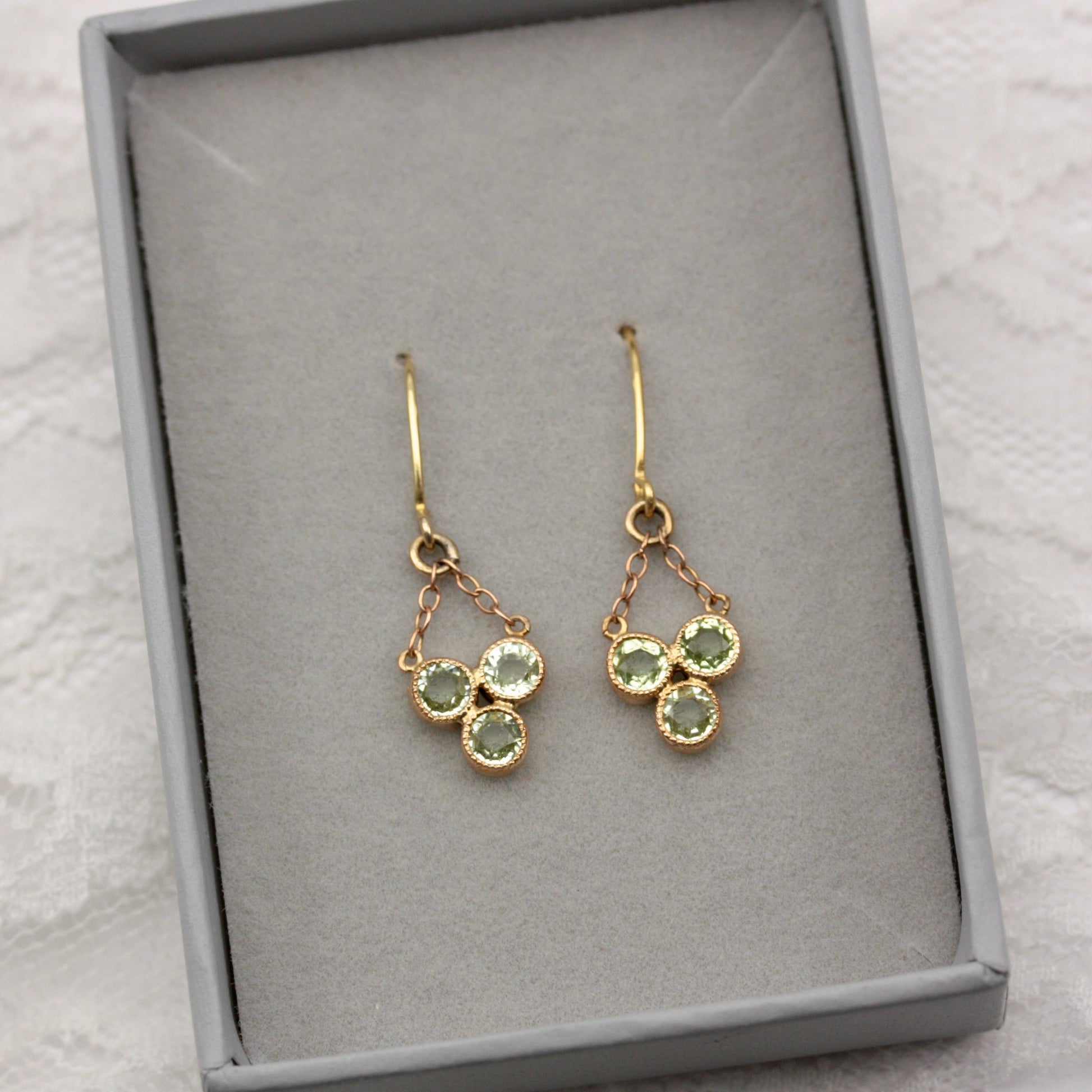 vintage 9ct gold peridot dangle earrings
