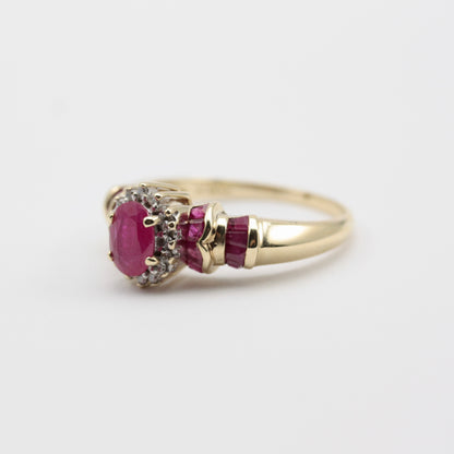 pre-owned gold and ruby ring