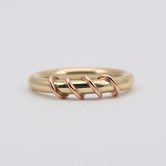 Chunky Vintage 9ct Gold Ring with Rose Gold Twist, 1997