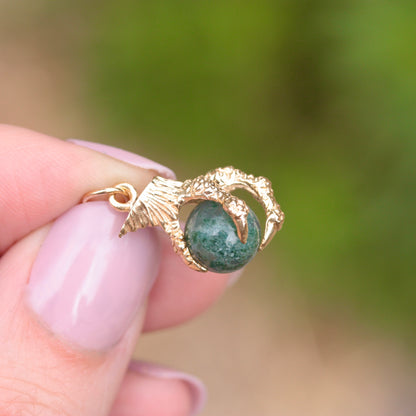 vintage 9ct gold claw and ball charm