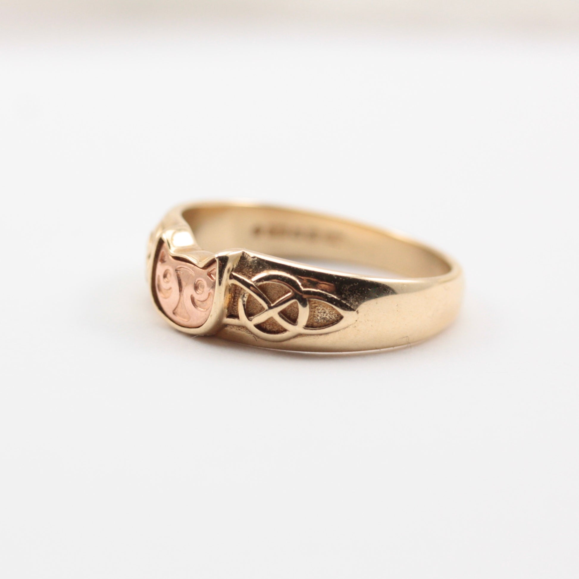 9ct gold clogau cat ring