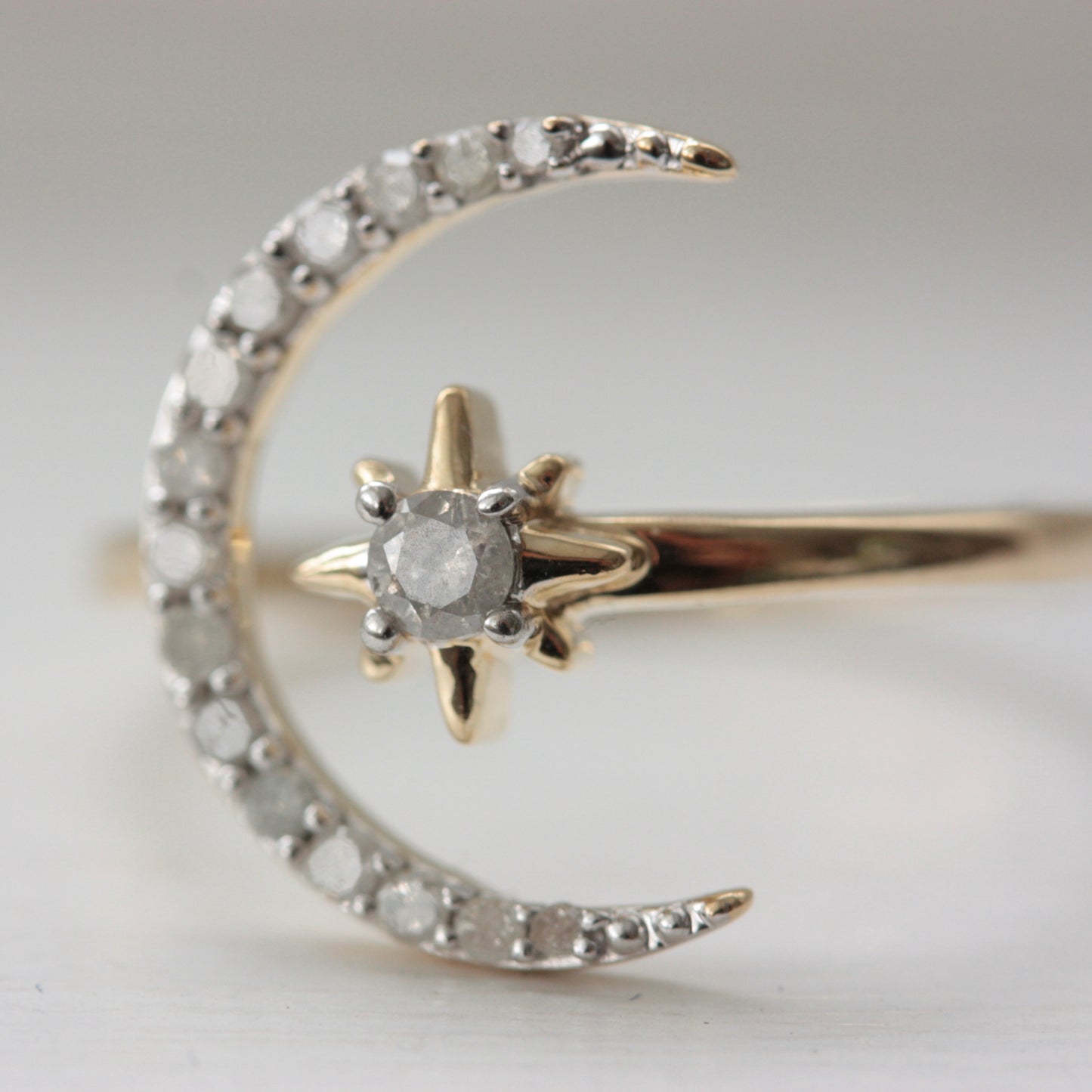 Pre-owned 9ct Gold Cloudy Diamond Moon and Star Ring