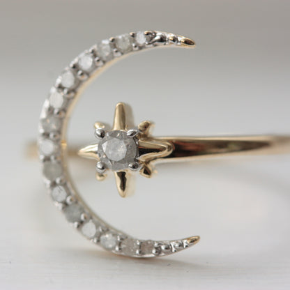Pre-owned 9ct Gold Cloudy Diamond Moon and Star Ring