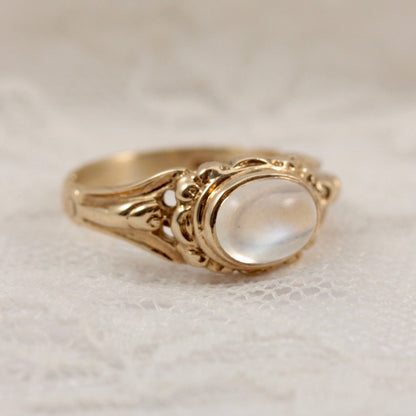 pre-owned gold moonstone ring