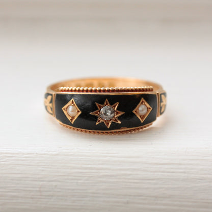 18ct gold star set diamond and enamel ring