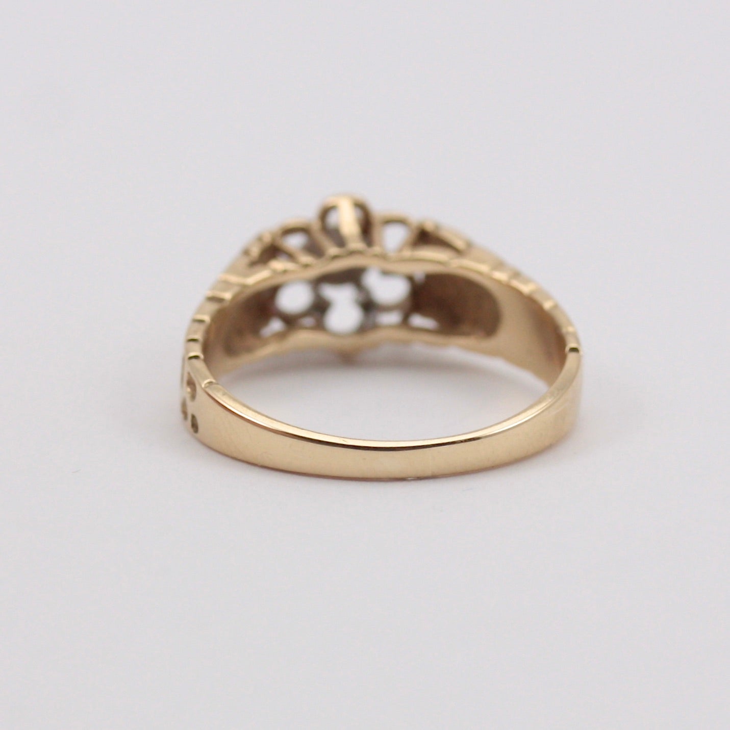 Vintage 9ct Gold Flower Design Ring with Diamond, 1976