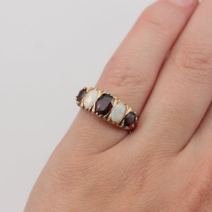 vintage 9ct gold opal garnet ring