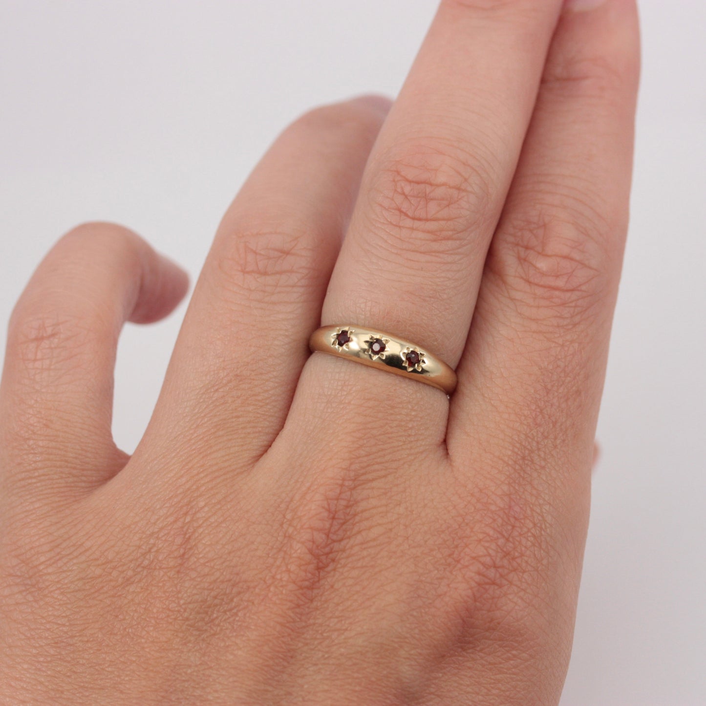 star set garnet ring