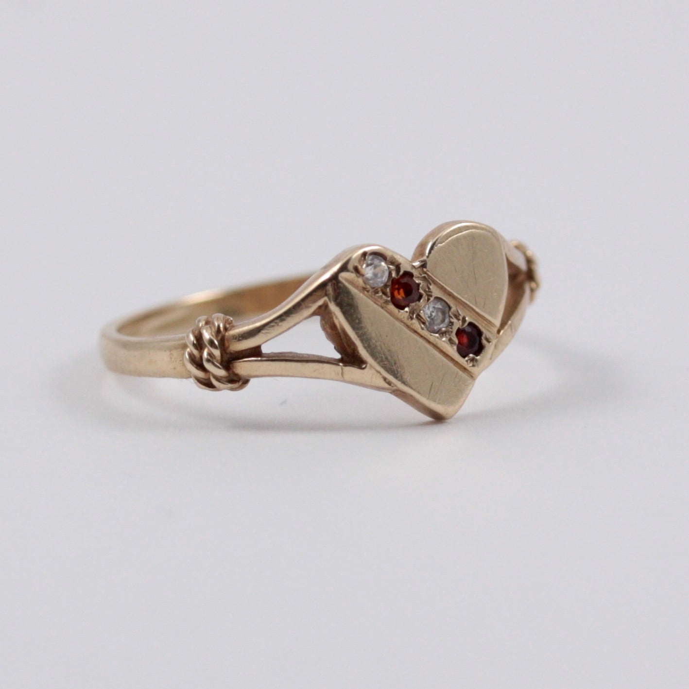 Vintage 9ct Gold Gemstone Set Heart Ring 