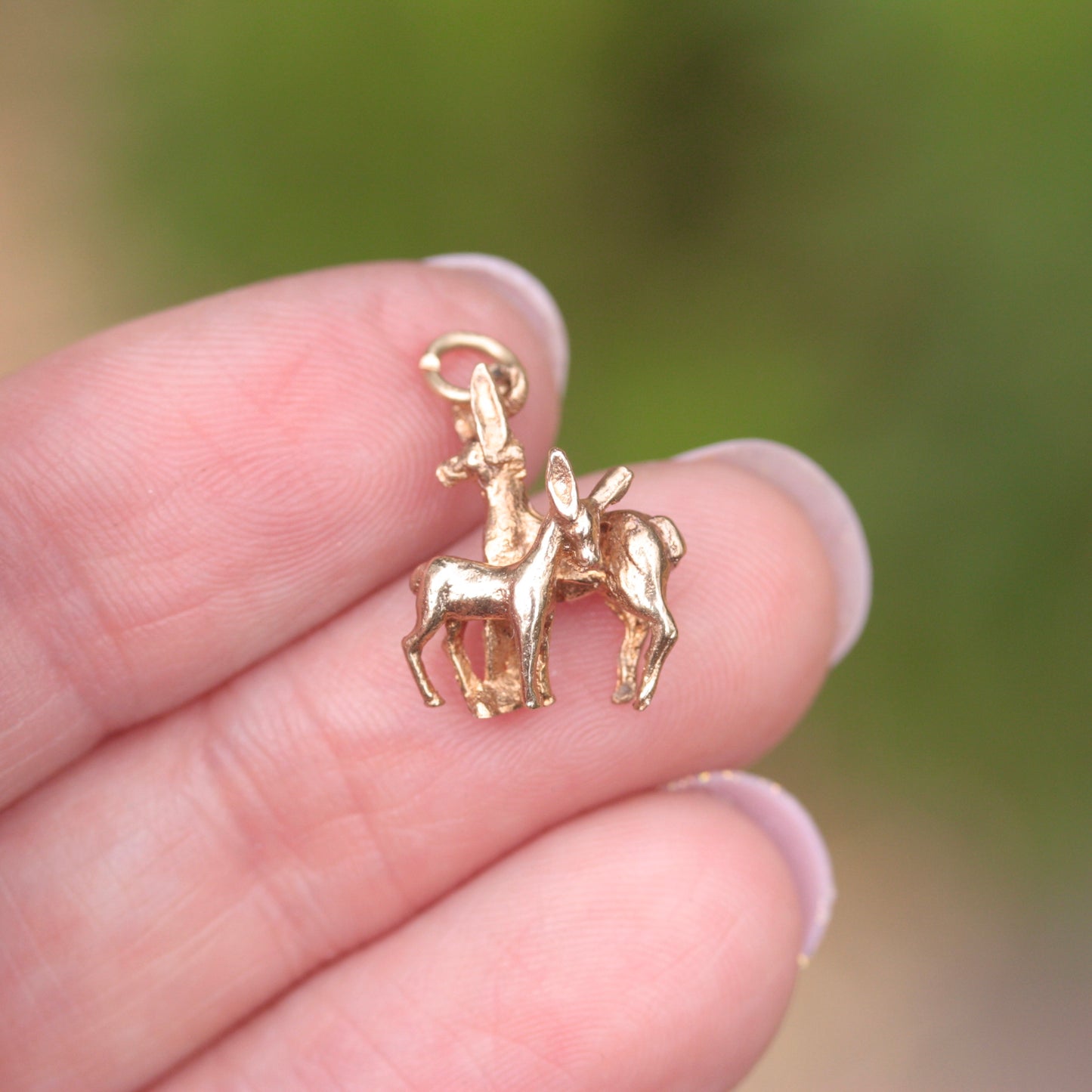 vintage 9ct gold deer charm