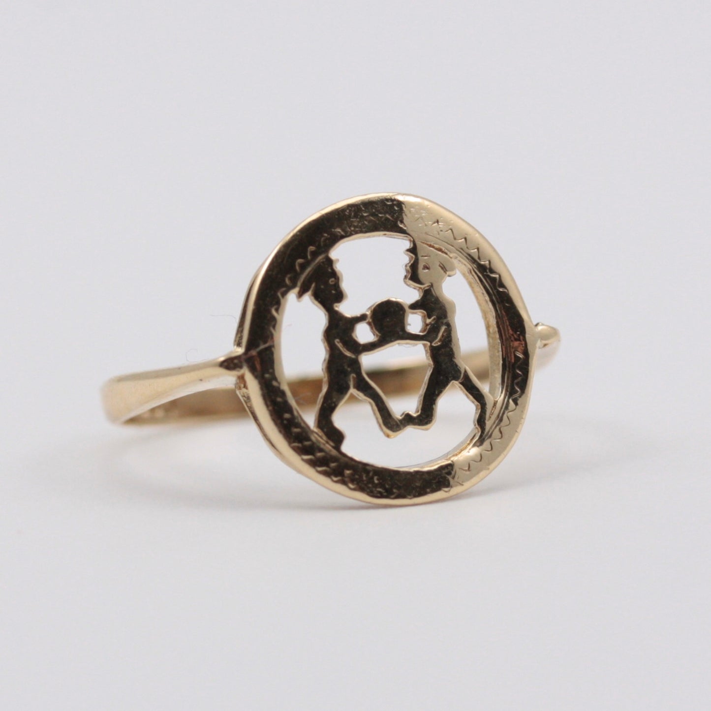 Vintage 9ct Gold Gemini Cut Out Ring, 1971