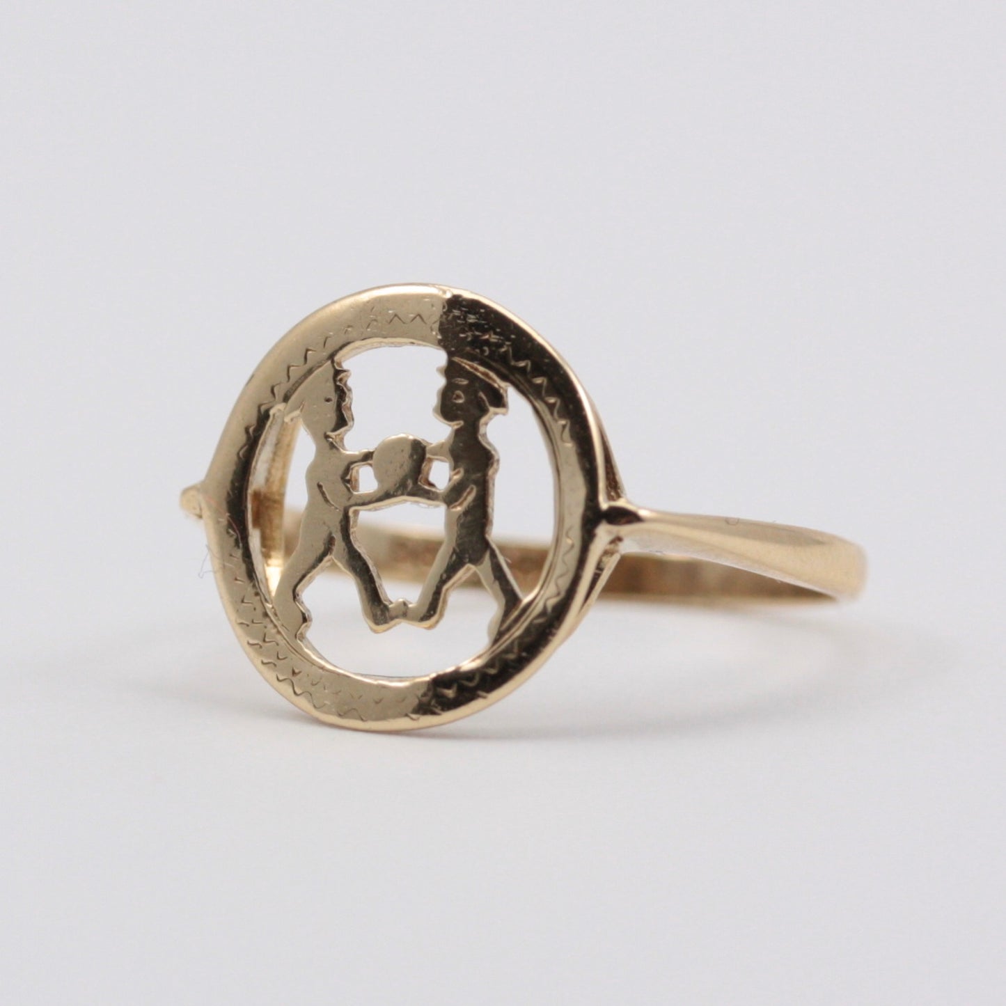 Vintage 9ct Gold Gemini Cut Out Ring, 1971