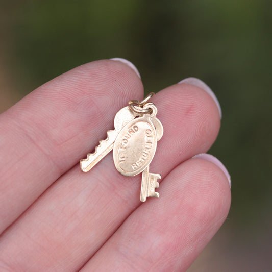 vintage 9ct gold set of keys charm