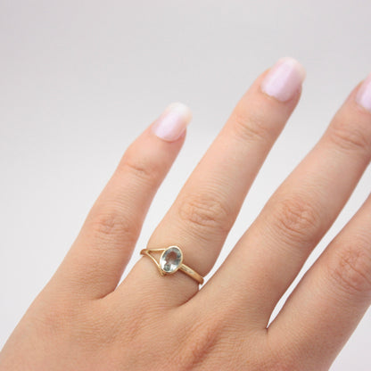 Vintage 9ct Gold Oval Pale Aquamarine Ring, 1997
