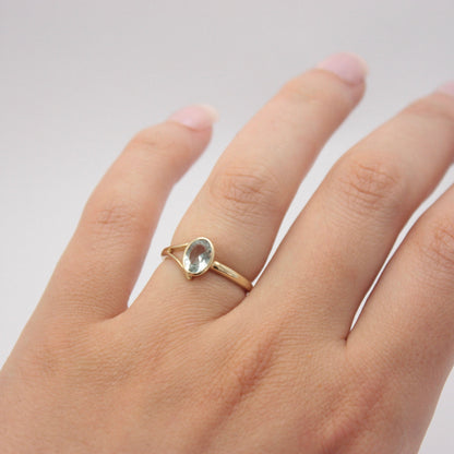Vintage 9ct Gold Oval Pale Aquamarine Ring, 1997