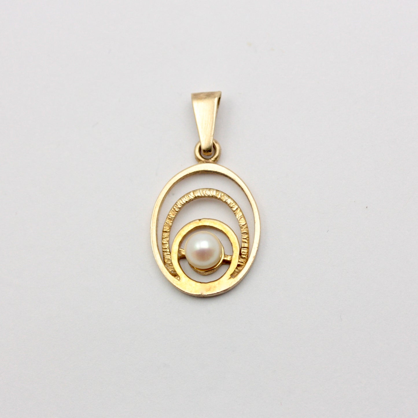 Vintage 9ct Gold Faux Pearl Open Oval Pendant, 1978