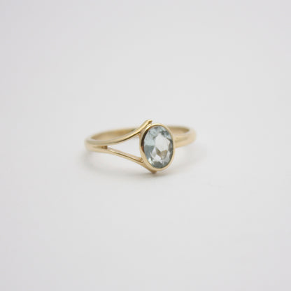 Vintage 9ct Gold Oval Pale Aquamarine Ring, 1997