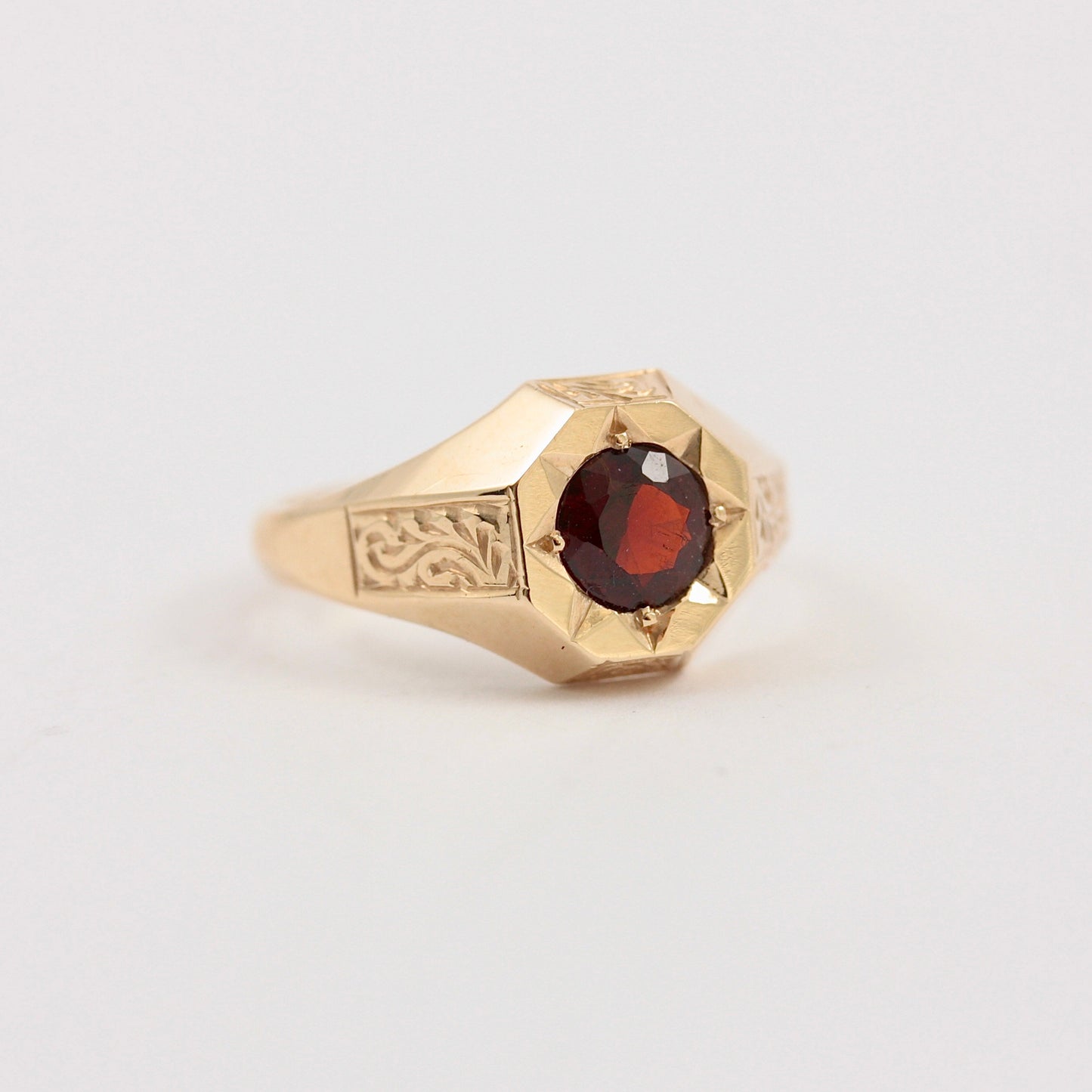 1960s 9ct gold garnet octagonal signet ring