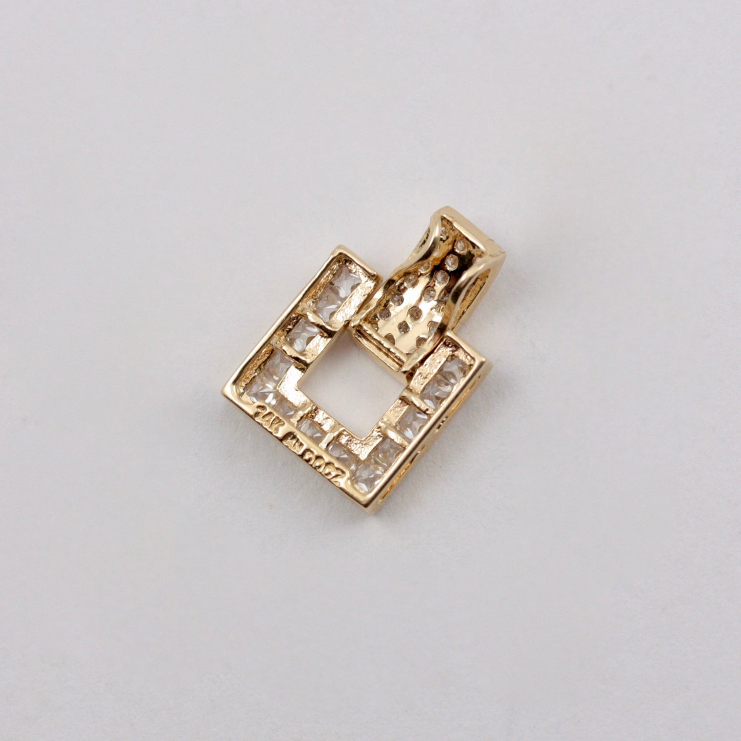 Vintage 14K Gold Pendant with Cubic Zirconia