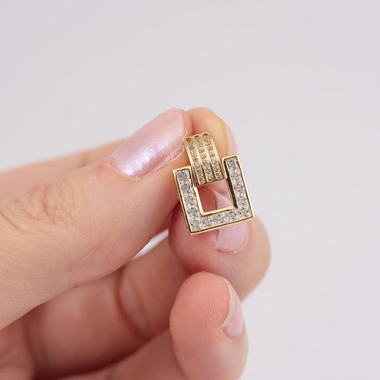 Vintage 14K Gold Pendant with Cubic Zirconia