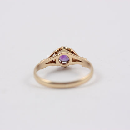 Vintage 9ct Gold Amethyst Solitaire Belcher Ring, 1982