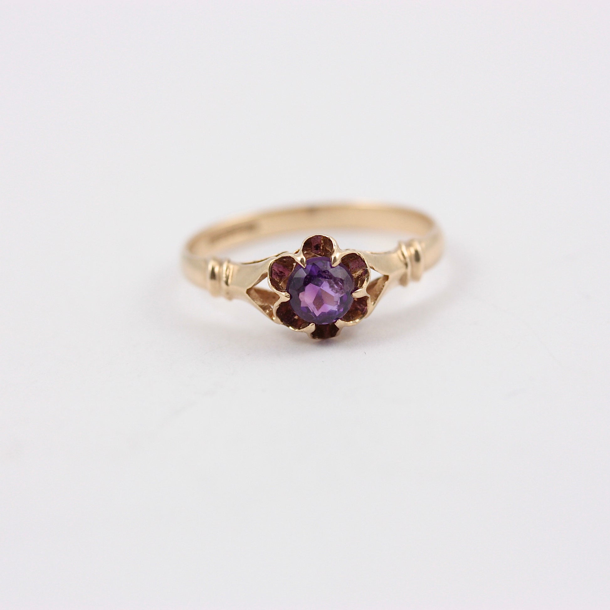 vintage 9ct gold amethyst solitaire belcher ring