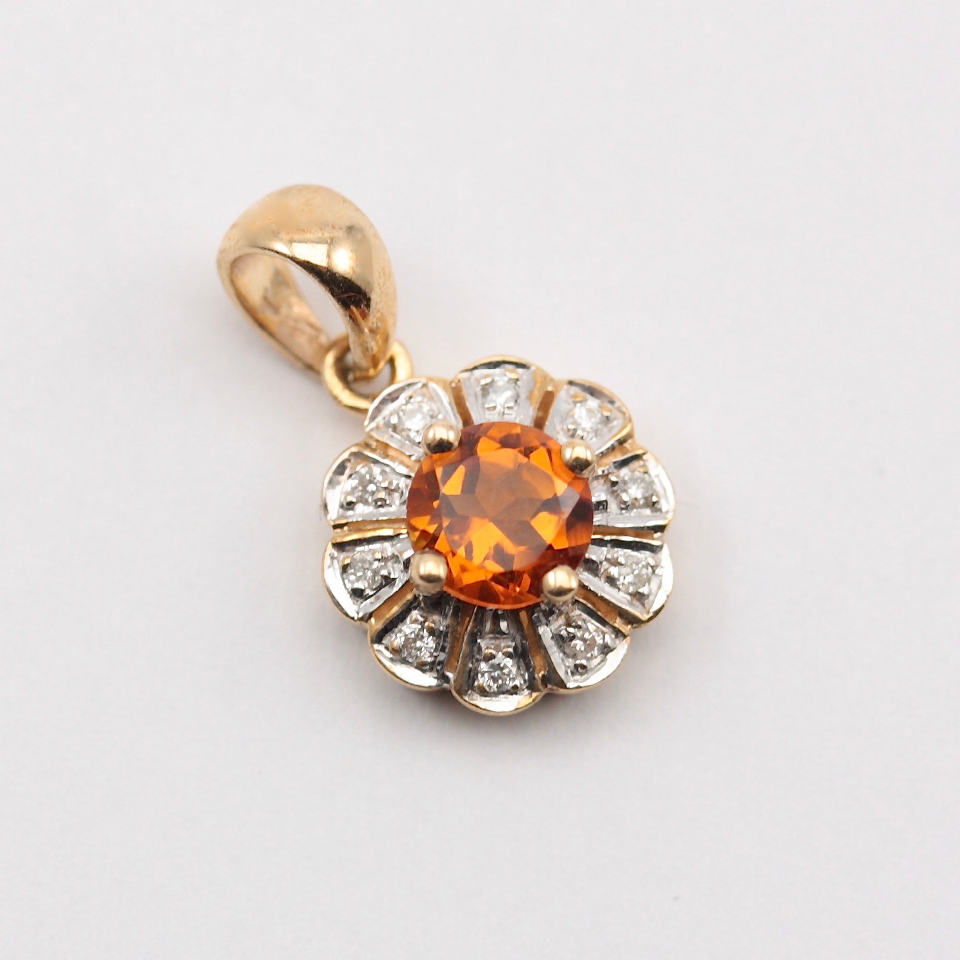 luke stockley 9ct gold diamond citrine cluster pendant