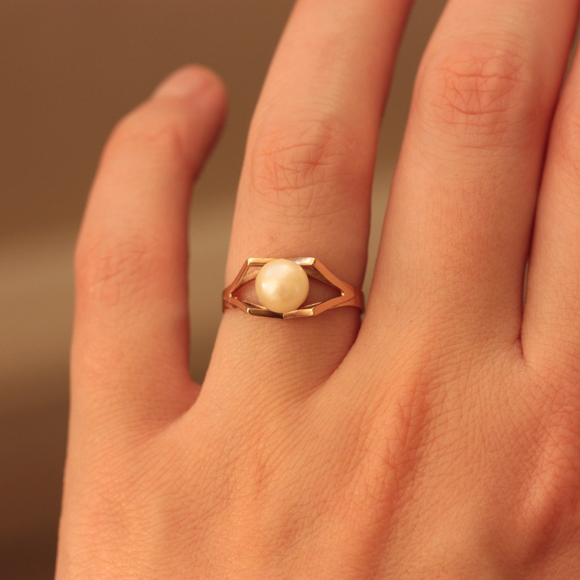 1970s modernist ring