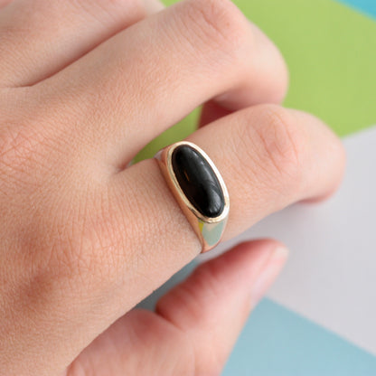 Vintage 9ct Gold Oval Onyx Ring in High Setting, 1977