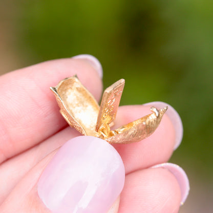 vintage 9ct gold opening mail bag charm