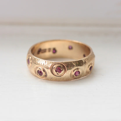 vintage 9ct gold eternity ring
