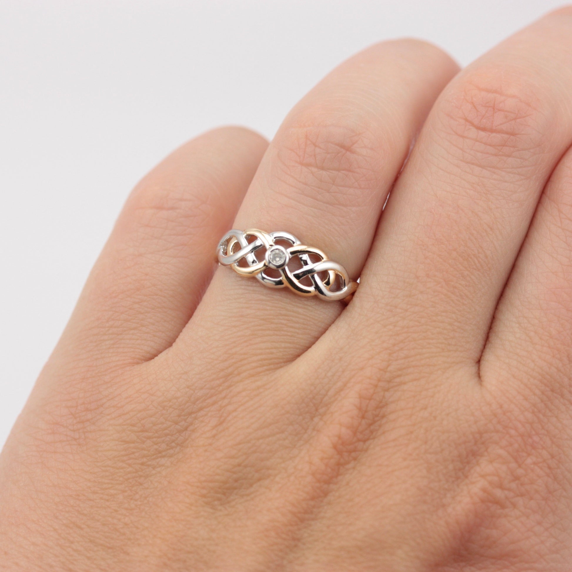 9ct gold diamond celtic ring