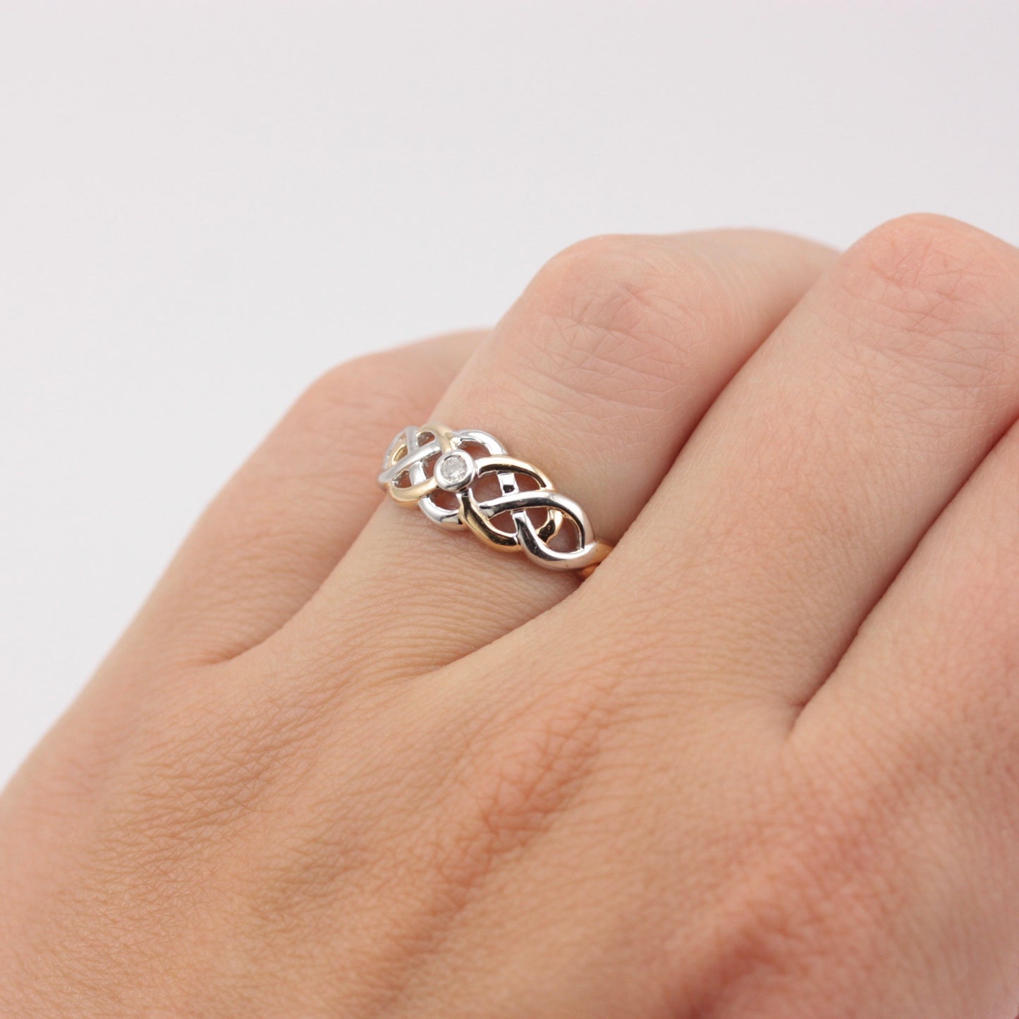 9ct gold diamond celtic knot ring