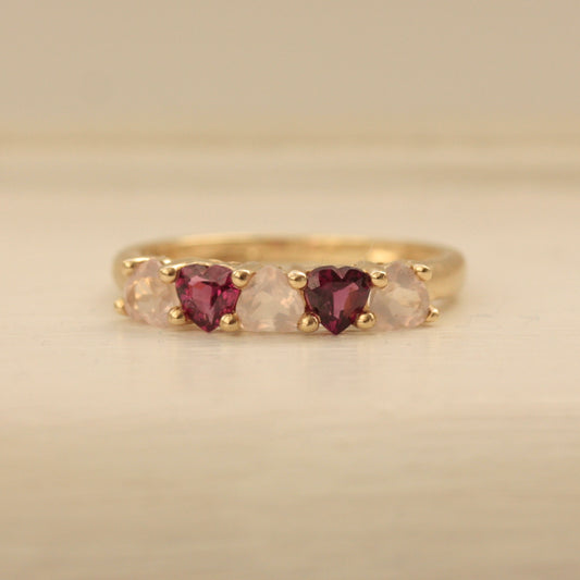 9ct gold garnet rose quartz ring