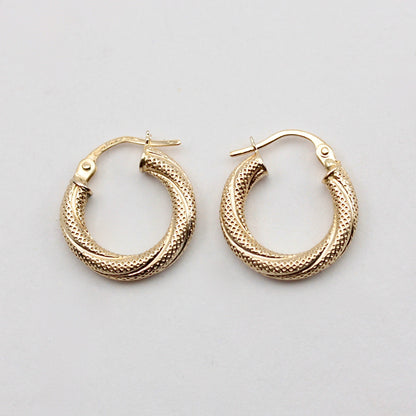 Pre-owned Italian Gold Textured Twist Earrings by Unoaerre, Small