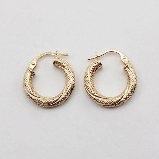 Pre-owned Italian Gold Textured Twist Earrings by Unoaerre, Small