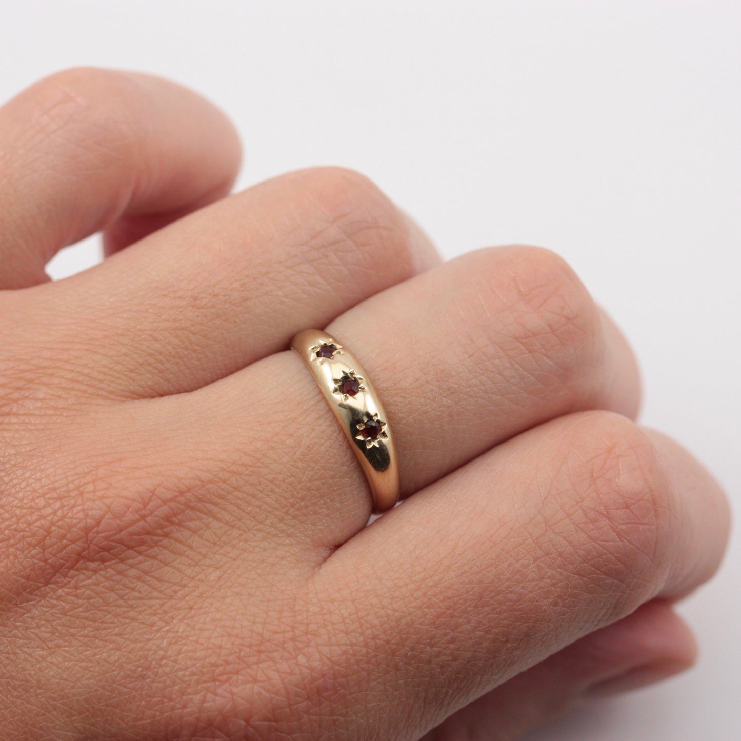 star set three stone ring