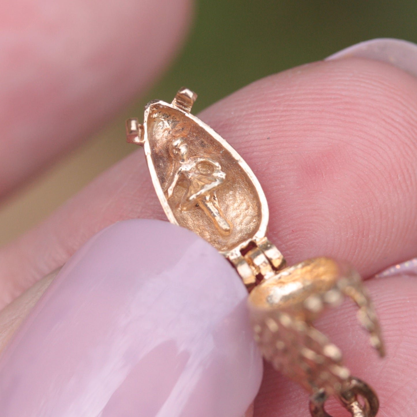 Vintage 9ct Gold Opening Swan Charm with Ballerina Inside, 1987