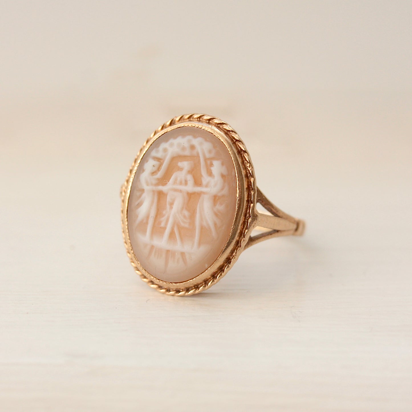 Vintage 9ct Gold Three Graces Cameo Ring, 1974