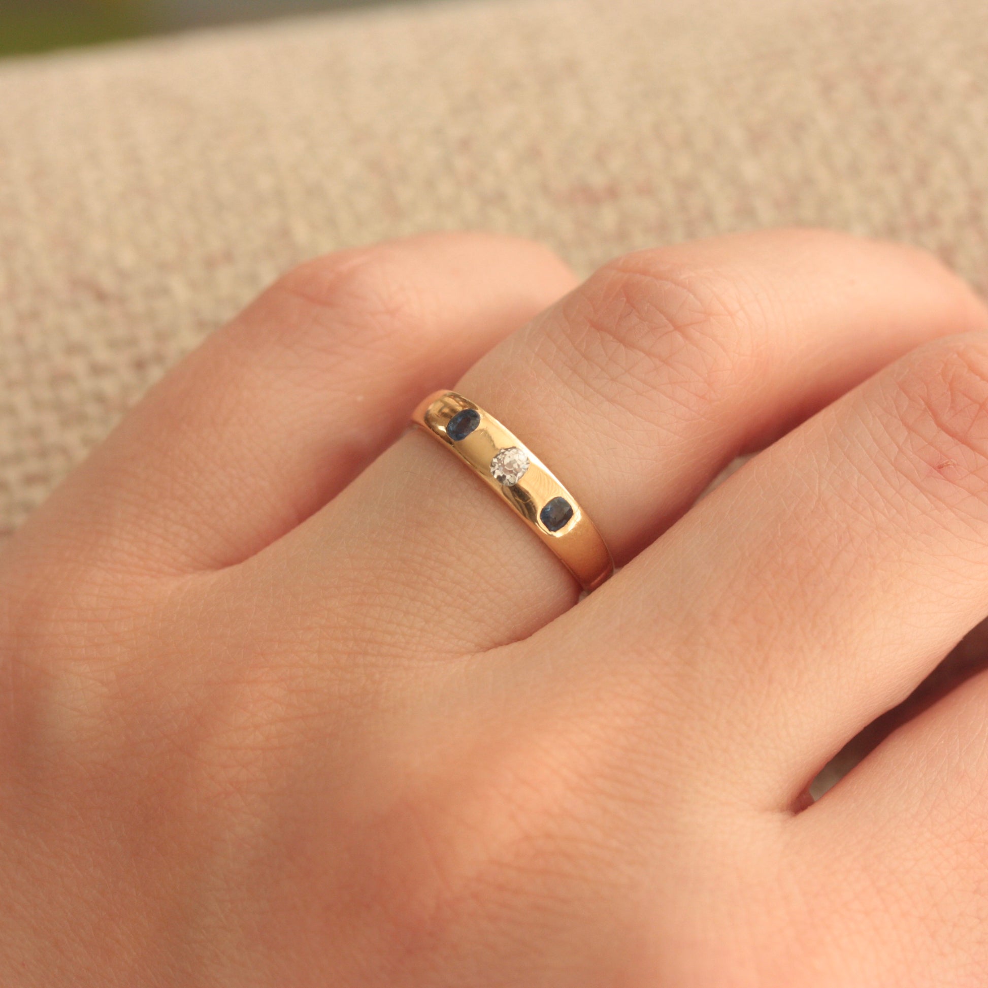 antique 18ct gold three stone ring